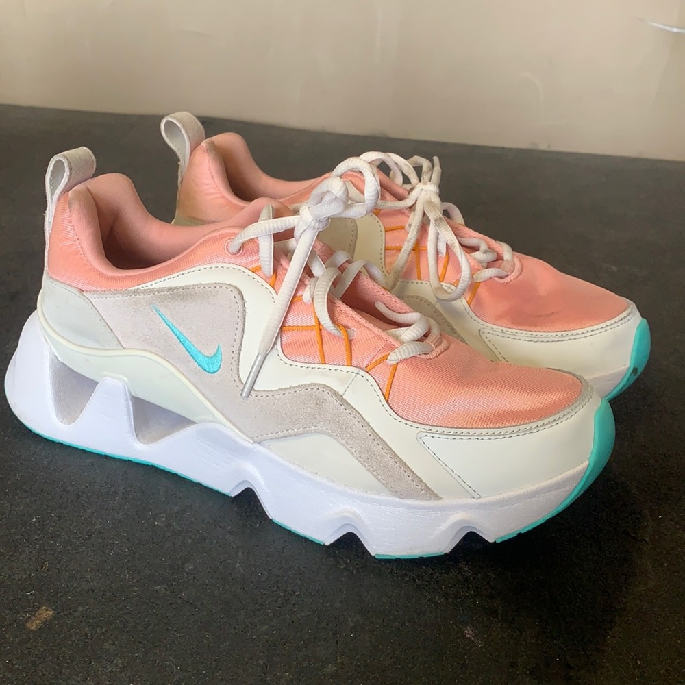 Nike RYZ